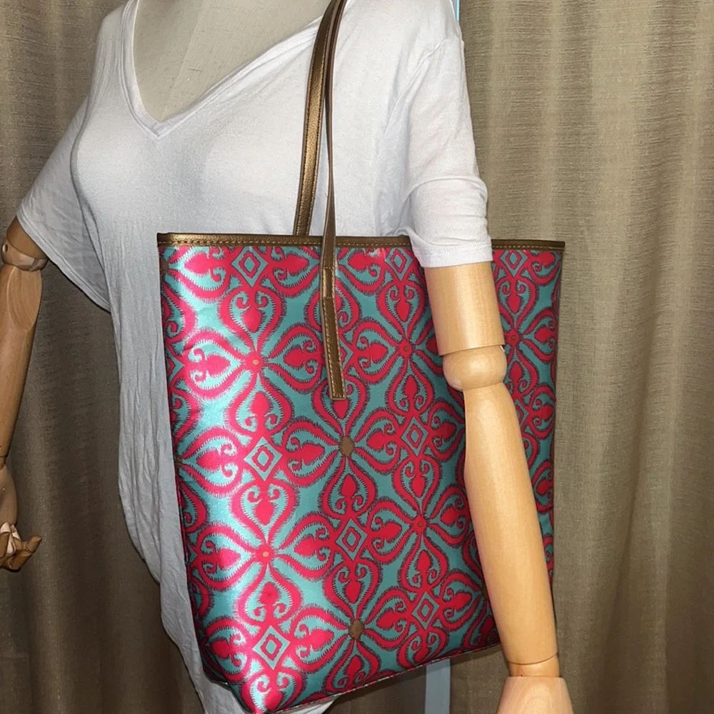 Mystic Divine Pink & Blue Tote with Gold Handles - Picture 6 of 17